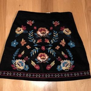Black corduroy embroidered skirt